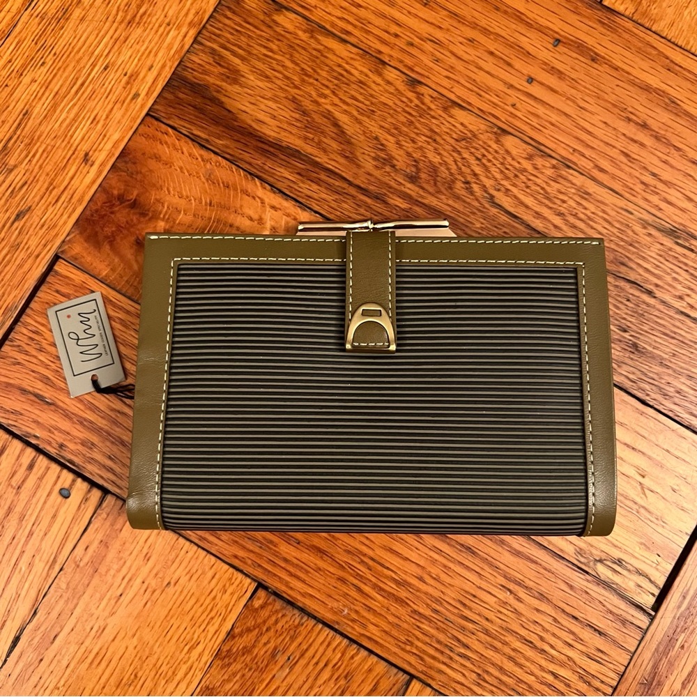 NWT Why Japanese Green Leather Fold Wallet
